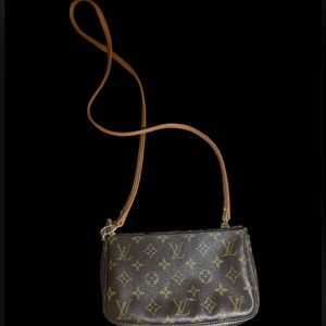 LOUIS VUITTON CROSSBODY BAG🤎✨